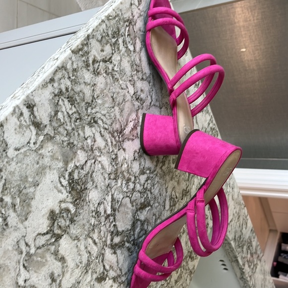 BP. Pink suede sandal - Picture 2 of 6